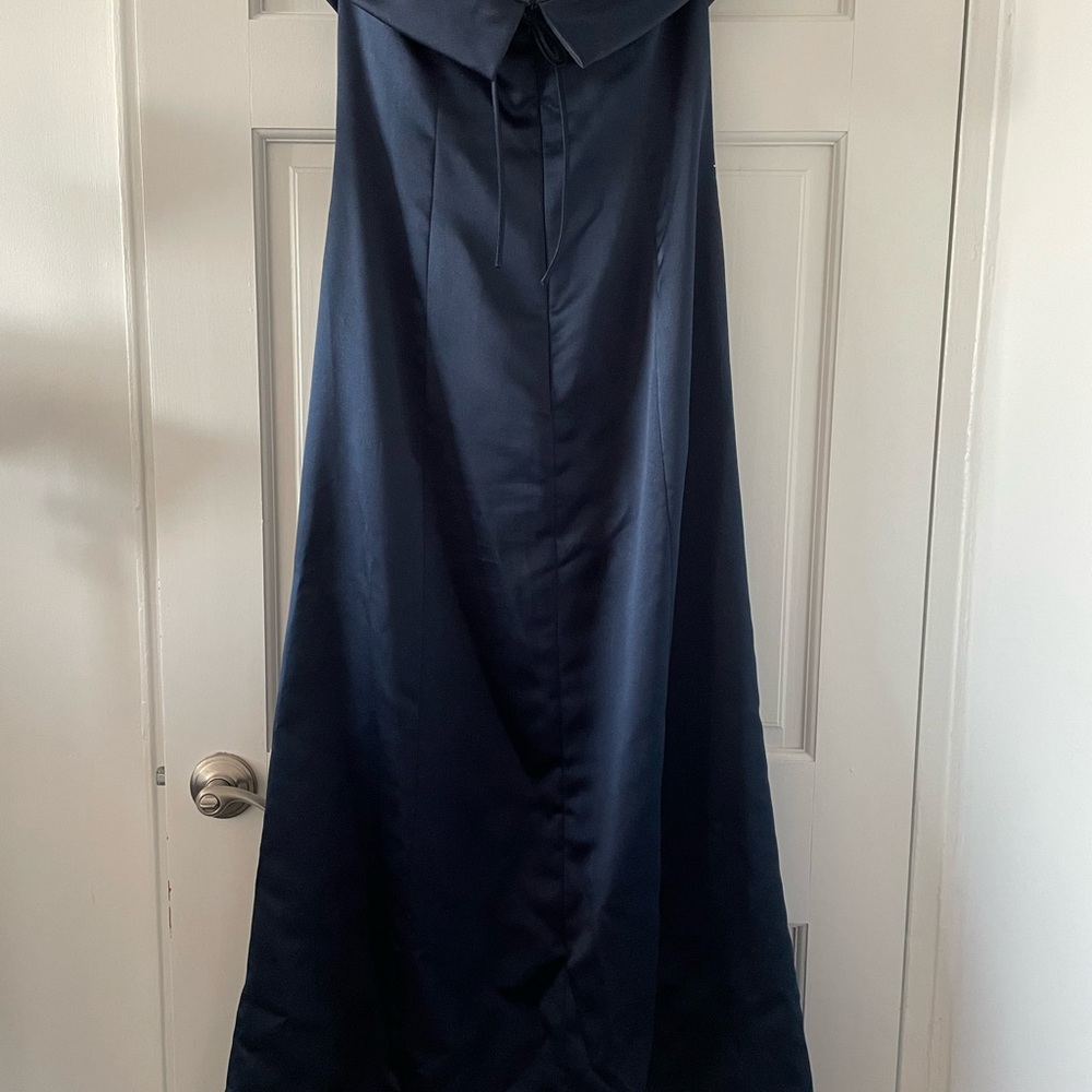 Vera Wang Elegant Strapless Navy Dress - Picture 3 of 7